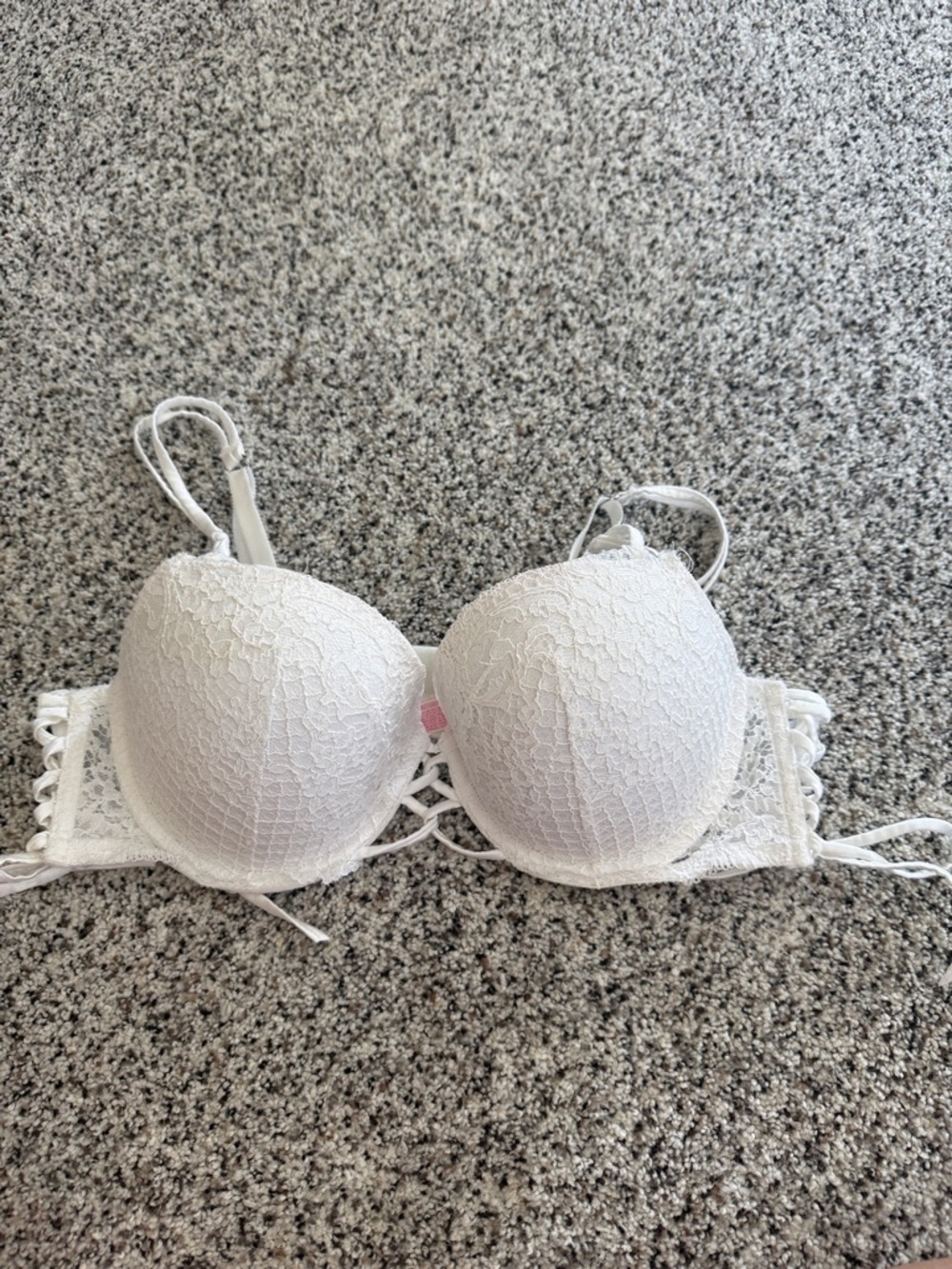 Victoria's Secret White Lace Push-Up Bra with Crisscross Band